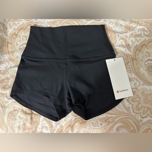 Lululemon Black High-Rise Shorts 2" - Picture 5 of 6